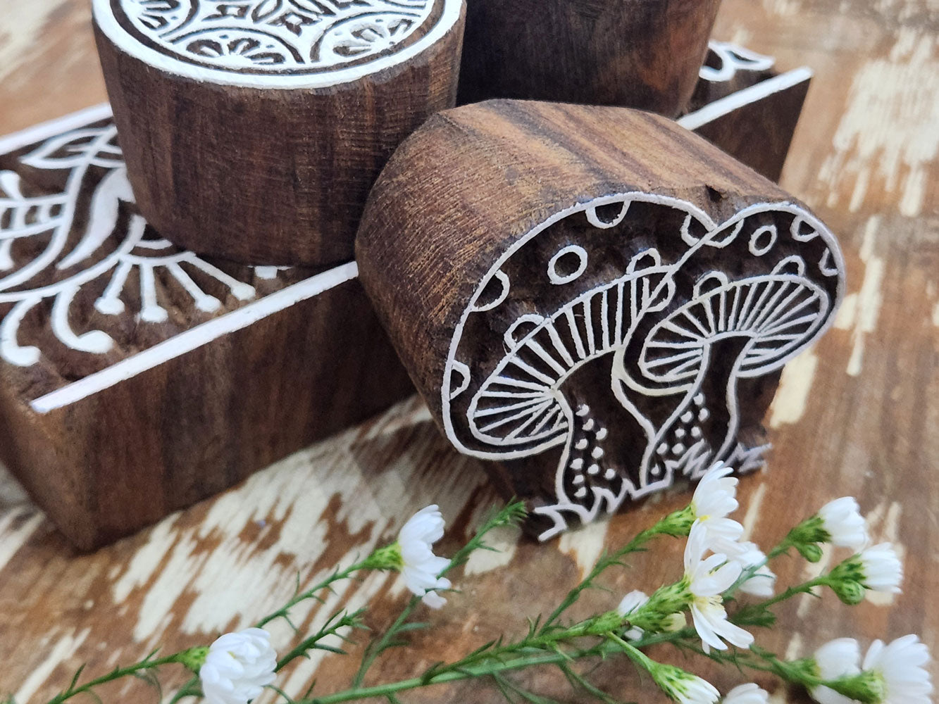 Hand-Carved Wooden Mushroom Stamp – Indian Block Printing for Fabric, Paper &amp; Clay