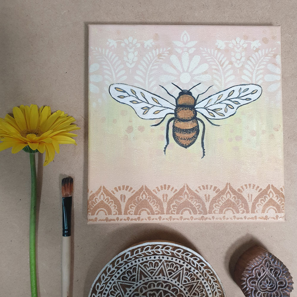 SmaSmall bee painting, original art by Artist Libby Mills.